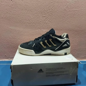 Adidas HVC2