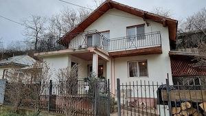 Casă P+1 cu teren, la doar 4 km de Bacău   Sărata-Băi | 55.000 Euro