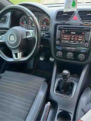Volskswagen scirocco impecabil !  - imagine 5