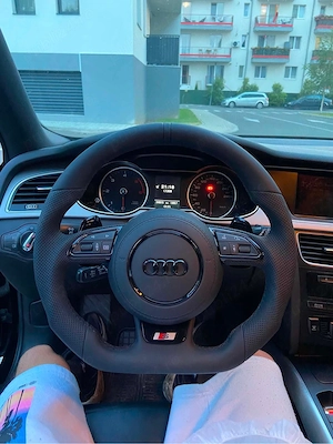 Volan Audi Teșit S-Line Audi A1 A3 A4 A5 A6 A7 A8 R8 Q3 Q5 Q7 TT Piele Nappa + Perforată cu Airbag  - imagine 7