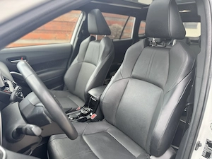 TOYOTA COROLLA CROSS HYBRID Exclusive 4WD 2.0, 197 CP, Automata, Trapa panoramica - imagine 2