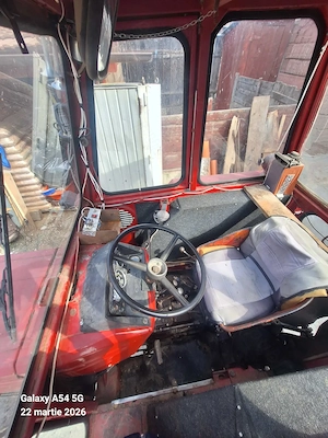 Vând sau schimb Tractor 550 - imagine 8