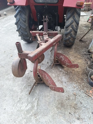 Vând sau schimb Tractor 550 - imagine 7