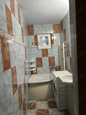Dau in chirie apartament cu doua camere,zona bazin olimpic  - imagine 7