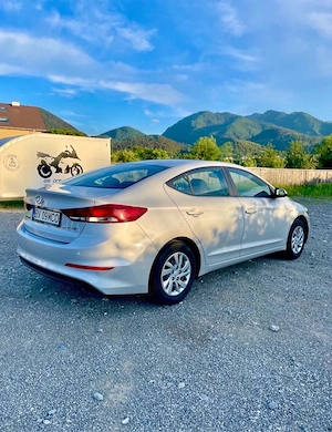 vand sau schimba hiunday elantra 1.6 mpi - imagine 3