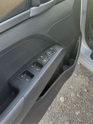 vand sau schimba hiunday elantra 1.6 mpi - imagine 10