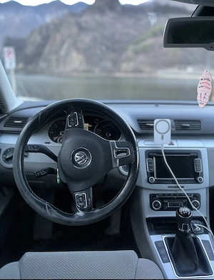 Volkswagen Passat  - imagine 3