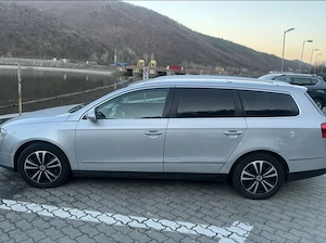 Volkswagen Passat  - imagine 2