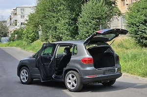 VW Tiguan 1.4TSI 4Motion Navigatie DubluClima SenzoriParcare Bluethoot ÎncălzireScaune PilotAuto  - imagine 4