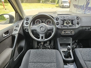 VW Tiguan 1.4TSI 4Motion Navigatie DubluClima SenzoriParcare Bluethoot ÎncălzireScaune PilotAuto  - imagine 16