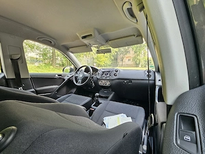 VW Tiguan 1.4TSI 4Motion Navigatie DubluClima SenzoriParcare Bluethoot ÎncălzireScaune PilotAuto  - imagine 11