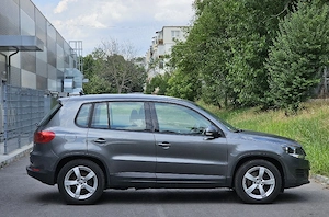 VW Tiguan 1.4TSI 4Motion Navigatie DubluClima SenzoriParcare Bluethoot ÎncălzireScaune PilotAuto  - imagine 5