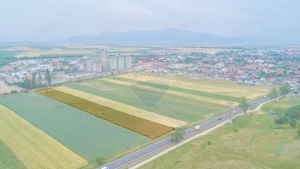Teren intravilan de vânzare în Codlea, iesirea spre Sibiu - imagine 2