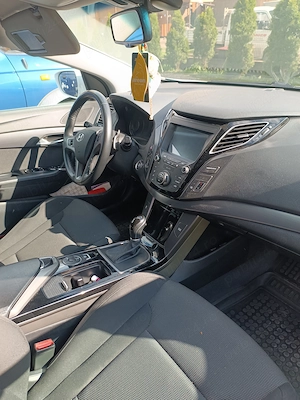 Hyundai i 40  - imagine 4