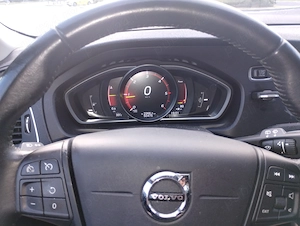 Volvo V40 2018 primul proprietar - imagine 8