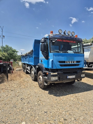 iveco 8x4  - imagine 3
