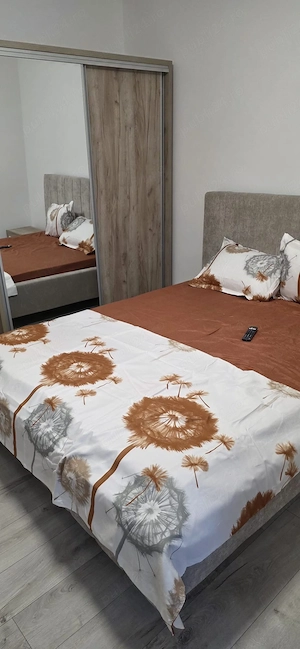 Inchiriez garsoniera regim hotelier