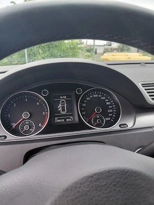 Vand Volkswagen b7  - imagine 9