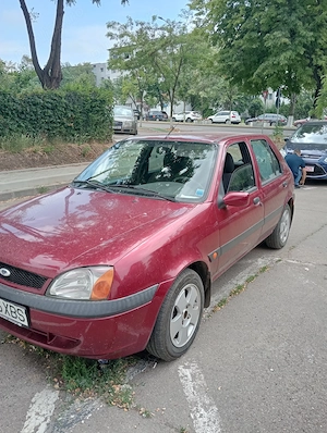 Vând Ford fiesta  - imagine 2