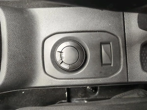 Dacia Duster 1,5 dci 4x4 - imagine 6