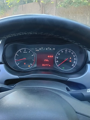 vind opel corsa E  - imagine 3