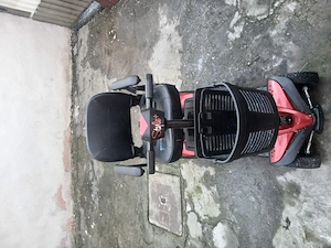 Vand Scuter electric pentru persona cu mobilitatea redusa 
