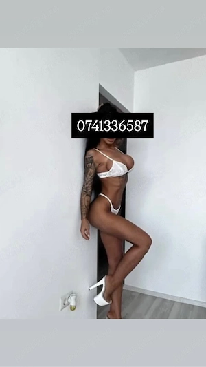 100% reala , bruneta slim! 