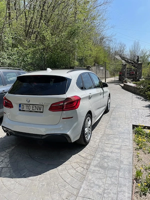 BMW 225xe, plug in hibrid, an 2  km, cumparata de la Bavaria Baneasa - imagine 5