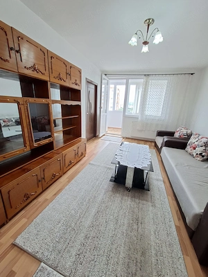 Inchiriez ap 2 camere zona Vlahuta, etaj intermediar, disponibil imediat