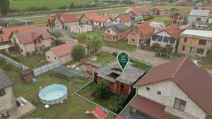 Casă la roșu, cu 4 dormitoare, P+M  în noul cartier din Curtici  - imagine 2