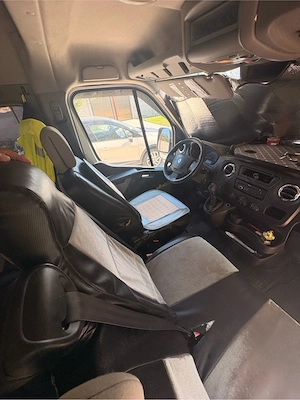 Renault Master 3 6+1 locuri 2,3 dci 125cp 2012  - imagine 3