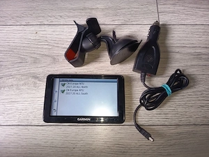 Garmin nuvi 2595 Harti 2027.10 toata Europa,   Display de 5 inch, card de 8gb inclus,bluetooth 