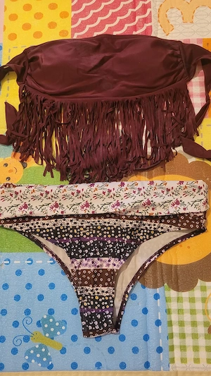 Costum de baie damă impecabil 