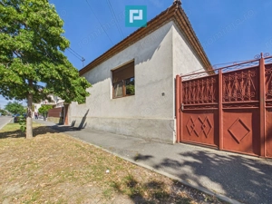 Casă cu 4 camere în Bujac - imagine 11