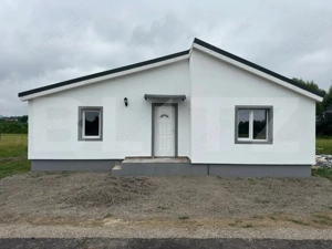 Casa de vacanta la pret de apartament in Suseni
