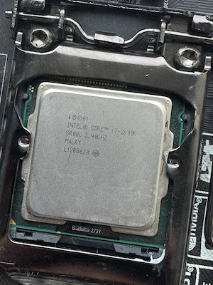 procesor , Intel Core i7-2700K 