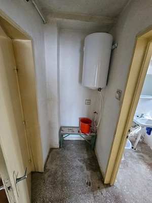 Se vinde apartament central !!! - imagine 3