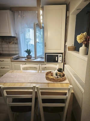 Inchiriez apartament 3 camere in regim hotelier