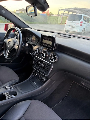 Mercedes Benz A Class A180 - imagine 5