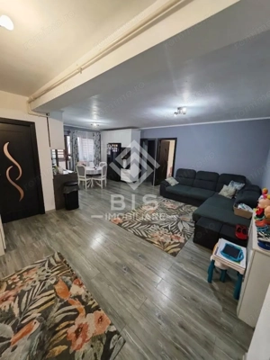 Apartament 3 camere modern, utilat/mobilat, Parcare + Spațiu joacă - imagine 2