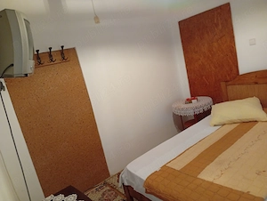 Inchiriez 2 camere pe timp de vara  - imagine 3