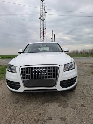Vând Audi Q5 2.0tdi 