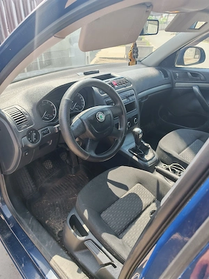 Skoda Octavia - imagine 4