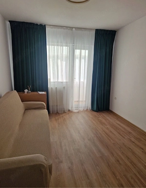 Vând apartament 2 camere localitatea Adjud Județul Vrancea - imagine 4