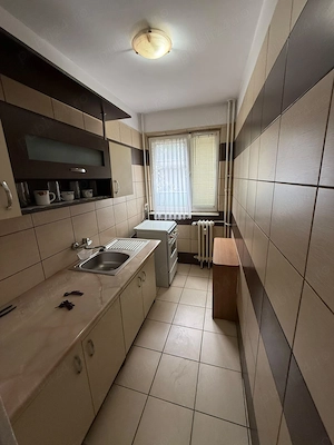 Apartament 3 camere de vânzare   Ploiești, zona Nord   Cartier Polux - imagine 7