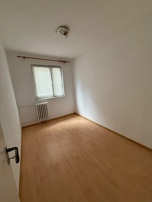 Apartament 3 camere de vânzare   Ploiești, zona Nord   Cartier Polux - imagine 4