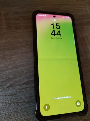 Samsung Z flip 4 Vând sau schimb.