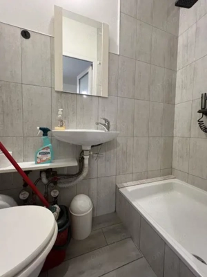  Garsoniera, 18mp utili, etaj 3 - zona UMT - imagine 4