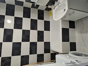 Inchiriez apartament 2 camere etaj 3 in Favorit