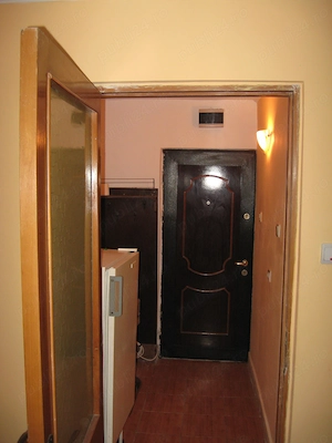 Vand garsoniere in statiunea Baile Govora - imagine 4